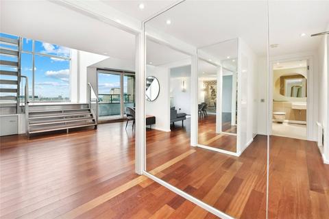 3 bedroom penthouse to rent, Westminster Bridge Road, London, SE1