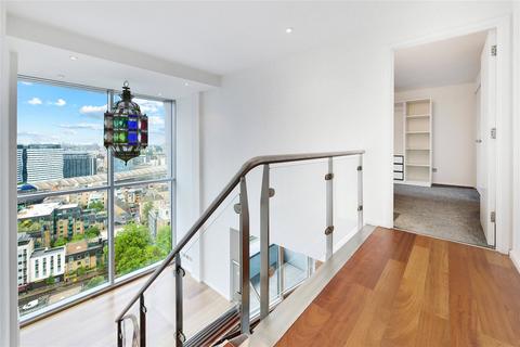 3 bedroom penthouse to rent, Westminster Bridge Road, London, SE1