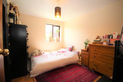 20, Millers Court Vicars Bridge Close, Wembley, HA0 1XG