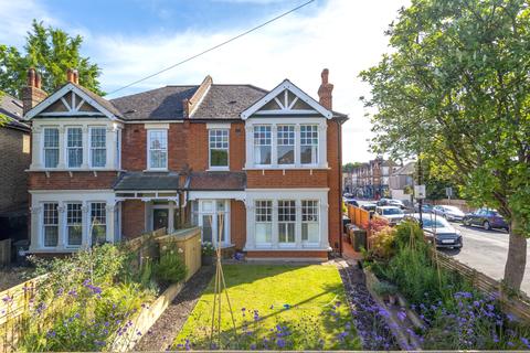 2 bedroom flat for sale - Manor Park Hither Green SE13