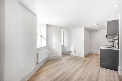 1 bedroom flat to rent, The Royal, The Esplanade, Bognor Regis, PO21