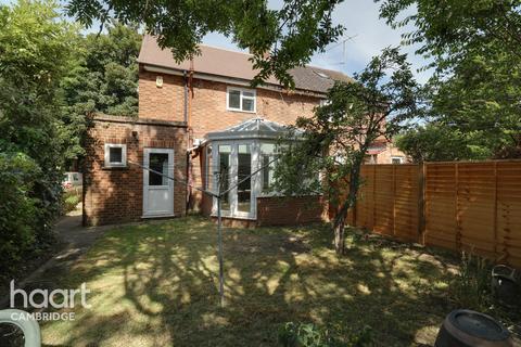3 bedroom semi-detached house for sale - The Green, Cambridge