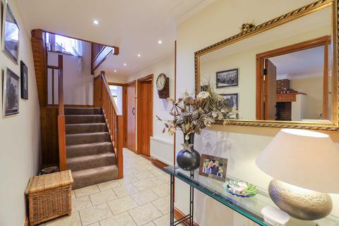 2, Morley Cottages Chells Lane, Stevenage, SG2 7AA