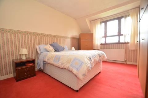 63 Ashby Crescent, Glasgow, G13 2NS