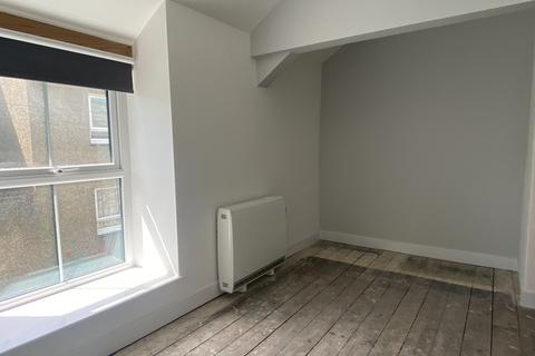3 Minafon Terrace, Dolgellau, LL40 1BY