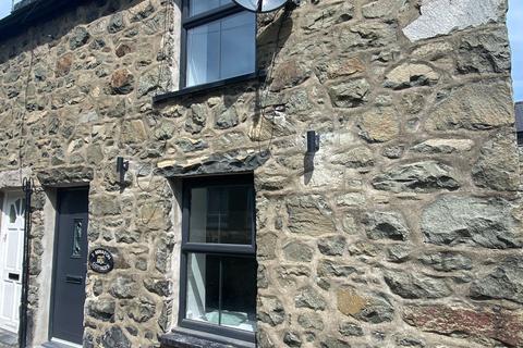 3 Minafon Terrace, Dolgellau, LL40 1BY
