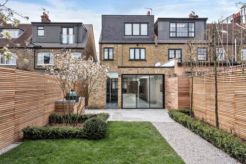 4 bedroom end of terrace house for sale, Hanover Road, London, NW10