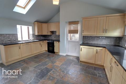 222 Hanham Road, Bristol, BS15 8NU