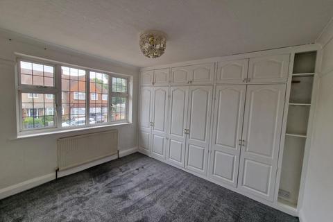 24 Conisborough Crescent, London, SE6 2SR