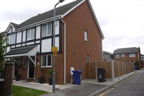 3 bedroom semi-detached house to rent, Gilbert Road, Chafford Hundred