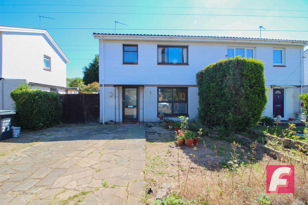 Caldwell Road, South Oxhey 3 bed semidetached house for sale £399,950