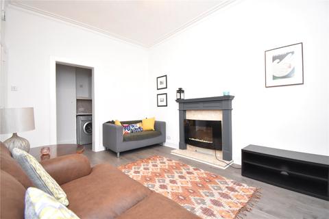 2 bedroom flat to rent - Hillend Place, Meadowbank, Edinburgh, EH8