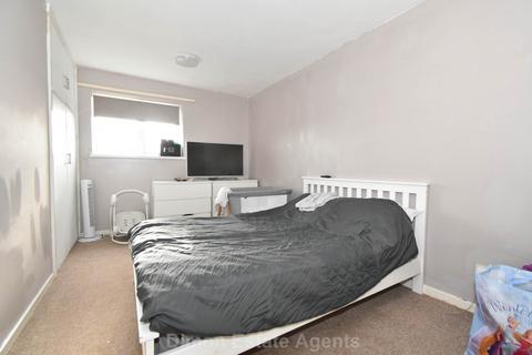 2 bedroom flat for sale, Mandarin Way, Rowner