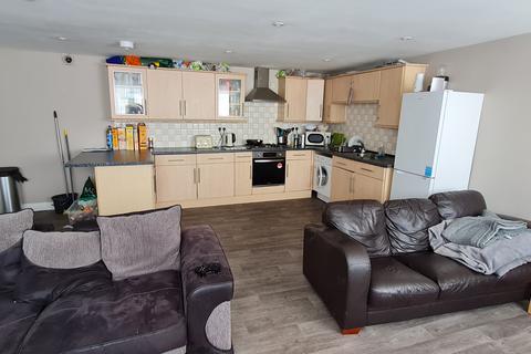 5 bedroom ground floor maisonette to rent, 25-29 City Road, Newcastle upon tyne NE1