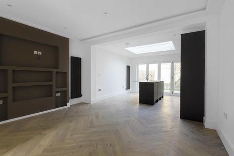 36 Reform Street, London, SW11 5AJ