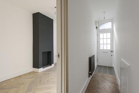 36 Reform Street, London, SW11 5AJ