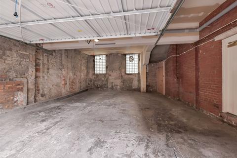 undefined, (Garage) Rose Street Lane North, Edinburgh, EH2