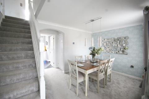 18 Darwin Close, Waddington, Lincoln, LN5 9GB