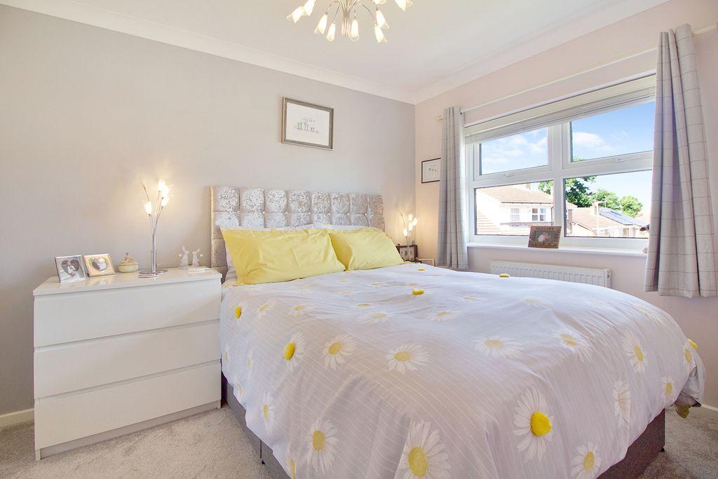 Bedroom 1 (Double)
