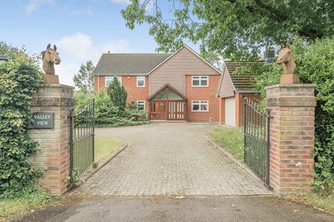5 bedroom detached house for sale - Bannut Tree Lane, Bridstow