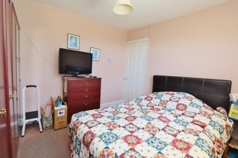 64 The Drive, Collier Row, Romford, RM5 3TR