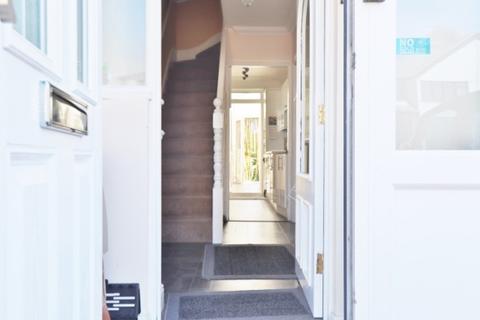 64 The Drive, Collier Row, Romford, RM5 3TR