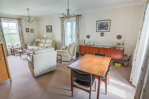 2 bedroom apartment for sale - Coldstream Road, Caterham