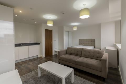 Studio to rent, Broadway, Broad Street, Birmingham, B15
