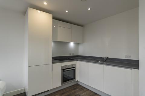 Studio to rent, Broadway, Broad Street, Birmingham, B15