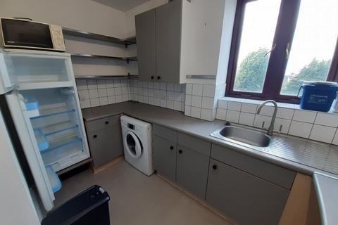 1 bedroom flat to rent, Wigan House, Warwick Grove,, Clapton, E5