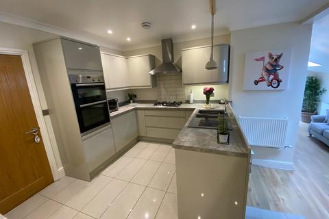 55 Delffordd, Rhos, Swansea, SA8 3EJ