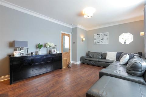 3 bedroom semi-detached house for sale - 26 Ryecroft Drive, Garrowhill, Glasgow, G69