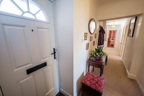 3 bedroom cottage for sale, Lowden Court, Tunstall