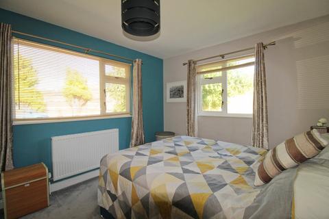 2 bedroom detached bungalow for sale - Delamere Road, Trowbridge