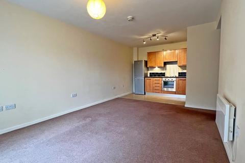 2 bedroom apartment to rent, Dutton Court, Warrington