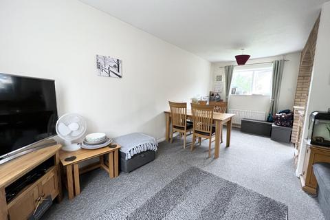 8 Clarkes Way, Brackley, NN13 6HN