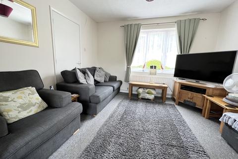 8 Clarkes Way, Brackley, NN13 6HN
