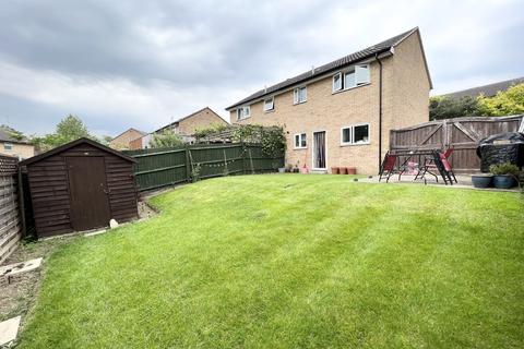 8 Clarkes Way, Brackley, NN13 6HN