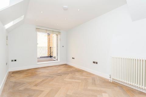 1 bedroom apartment to rent, Brewer Street, Soho W1
