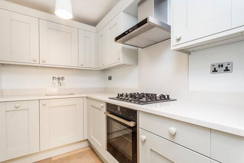 1 bedroom apartment to rent, Brewer Street, Soho W1