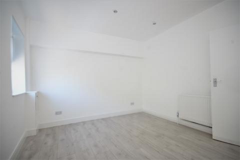 1 bedroom apartment to rent, Greenford Road, Greenford UB6