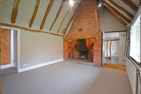 4 bedroom cottage to rent, Church Road, Chrishall