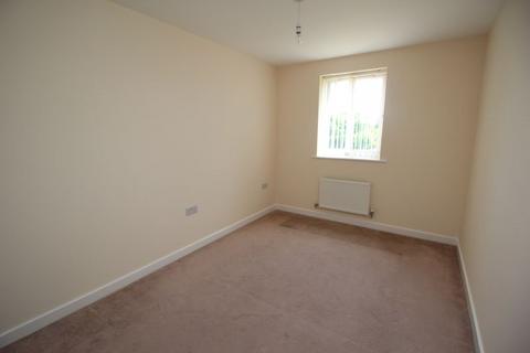 2 bedroom apartment to rent, Somers Way, Lakesdie, Eastleigh, SO50 5TQ