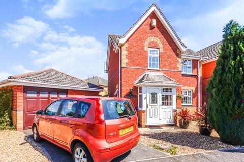 3 bedroom detached house for sale - Tierney Drive, Tipton