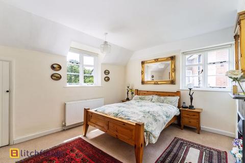 34 Addison Way, London, NW11 6AS
