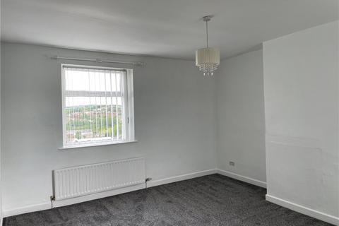 2 bedroom semi-detached house to rent - Kirkgate, Hanging Heaton, Batley, West Yorkshire, WF17