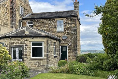 2 bedroom semi-detached house to rent, Kirkgate, Hanging Heaton, Batley, West Yorkshire, WF17