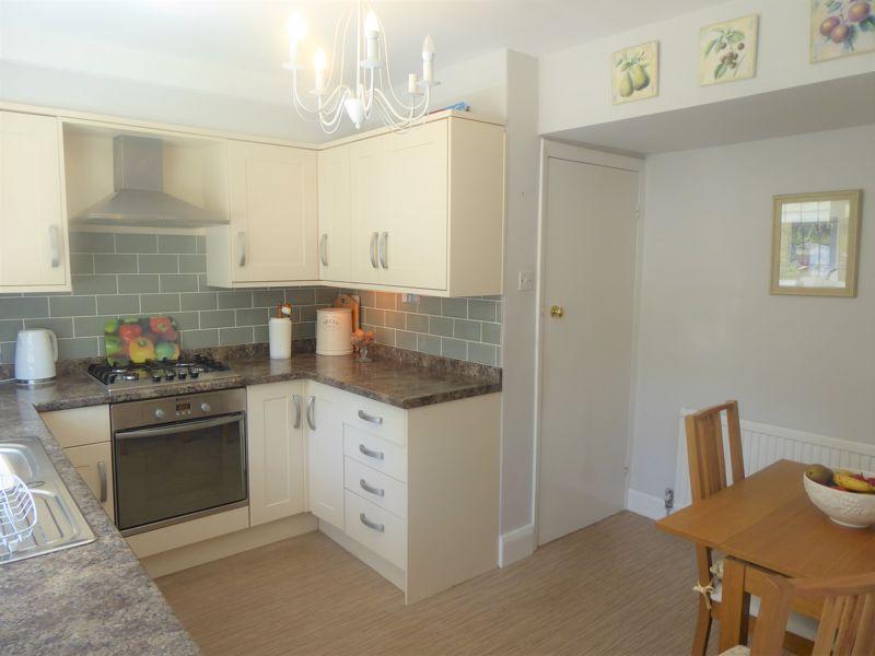 Knowle Top Drive, Halifax 3 bed semidetached house £380,000