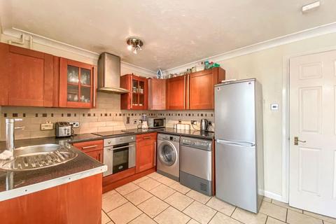33 Chelmer Drive, South Ockendon, RM15 6EE