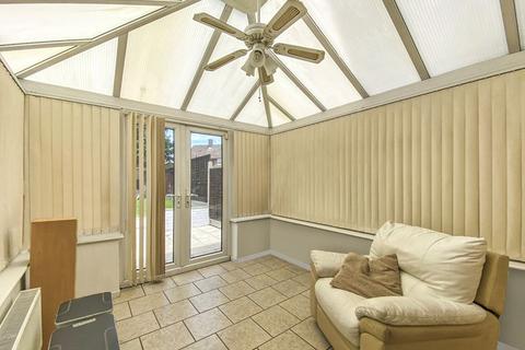 33 Chelmer Drive, South Ockendon, RM15 6EE